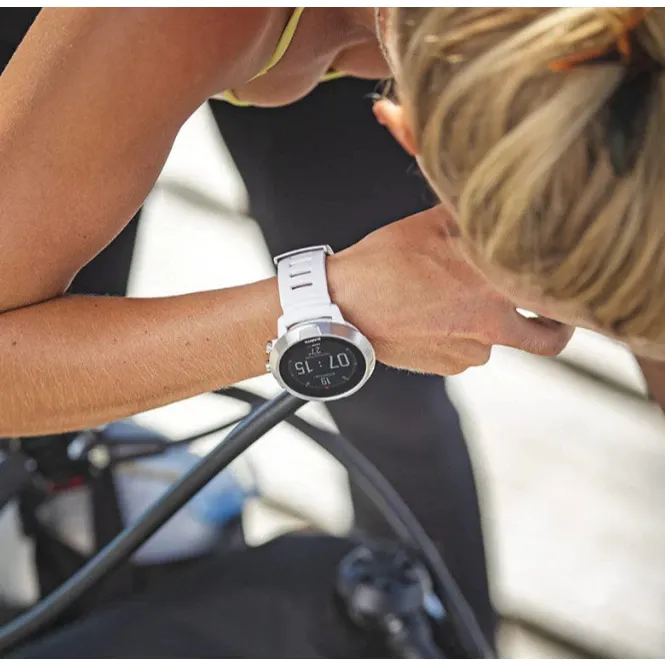 SUUNTO D5 潜水电脑——水肺与自由潜水腕表（马来西亚）
